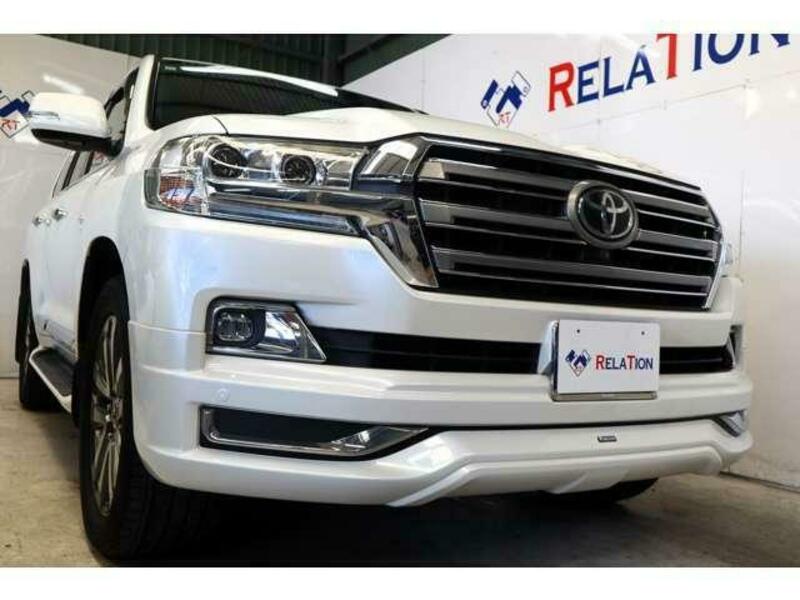 LAND CRUISER