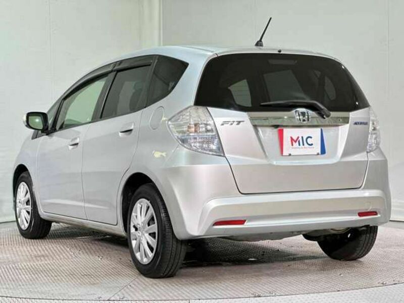 FIT HYBRID