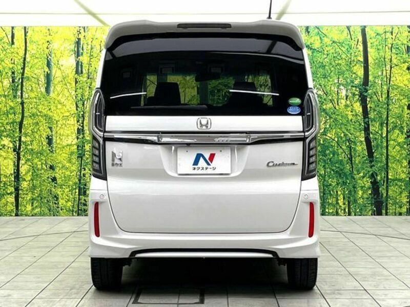 N BOX CUSTOM