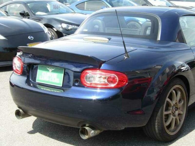 ROADSTER