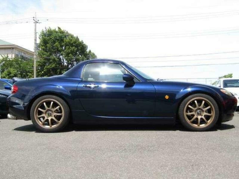 ROADSTER