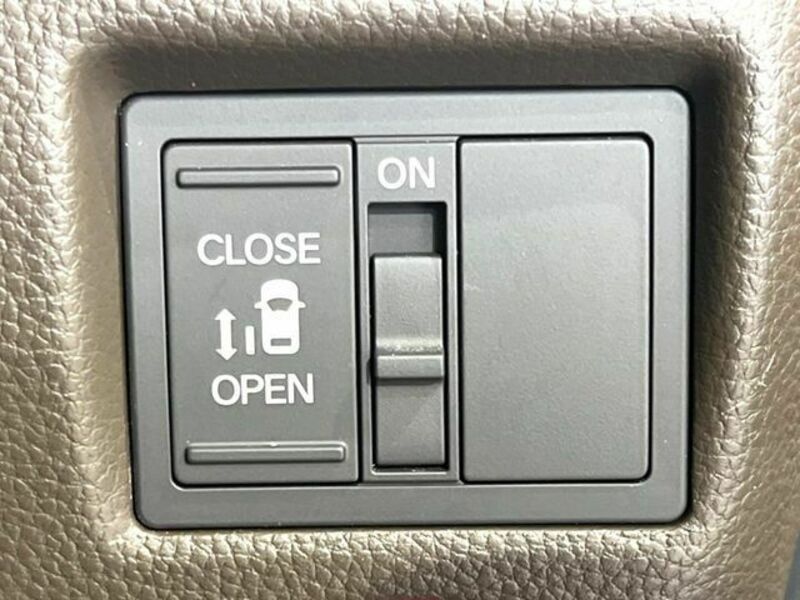 N BOX