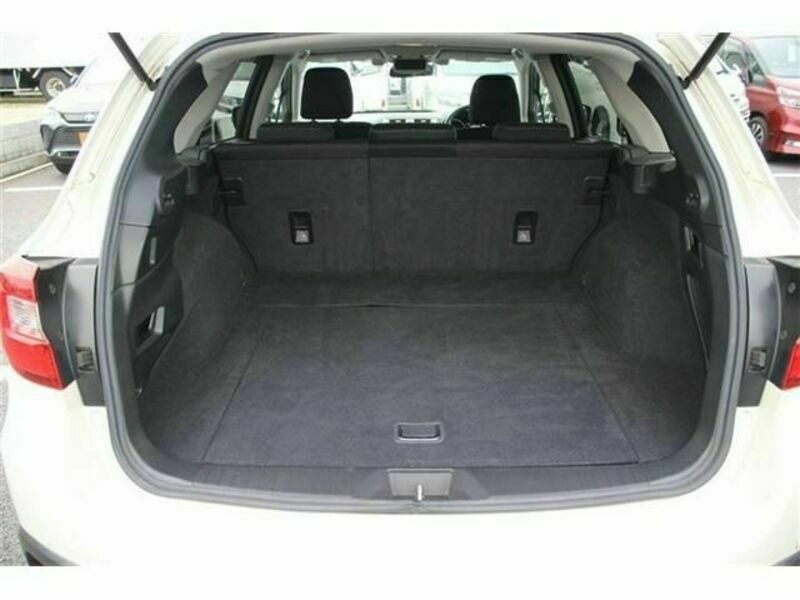 LEGACY OUTBACK