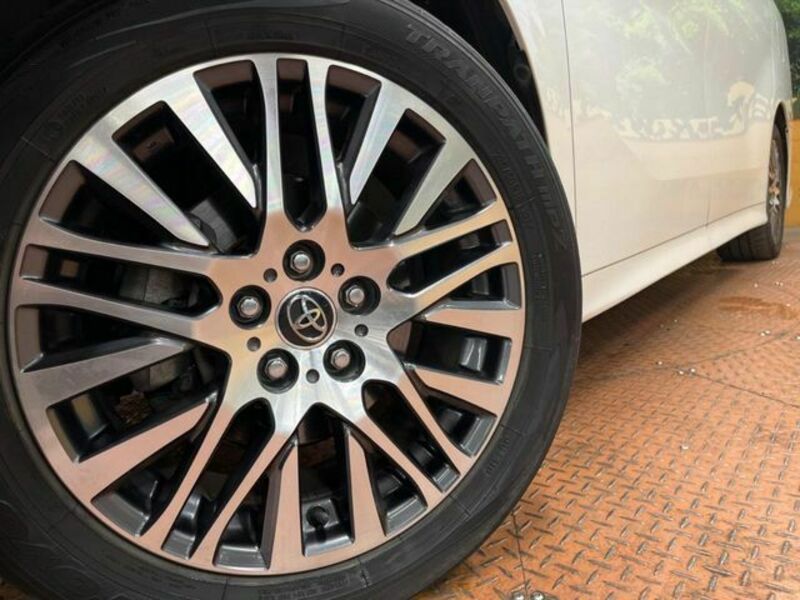 VELLFIRE
