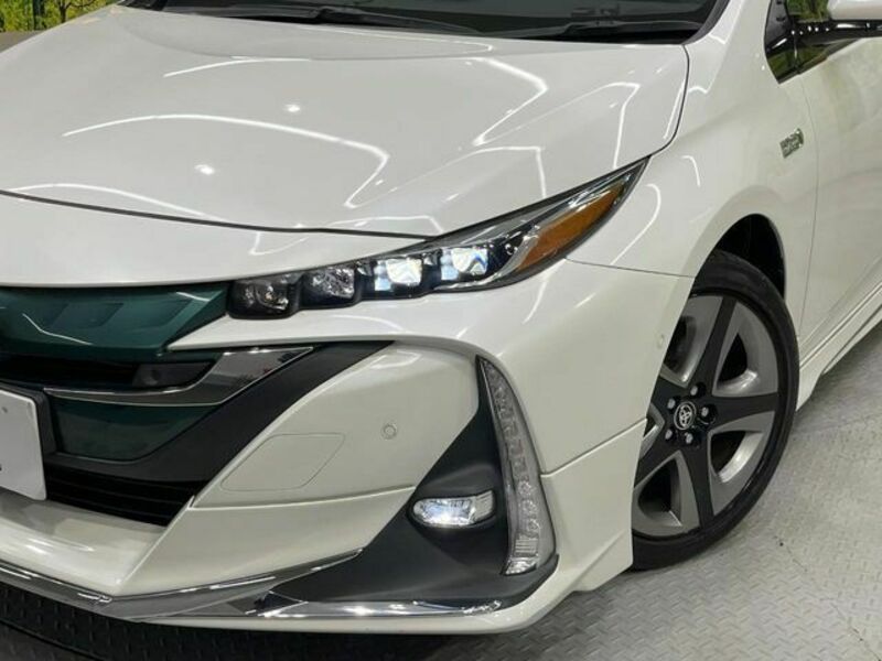 PRIUS PHV