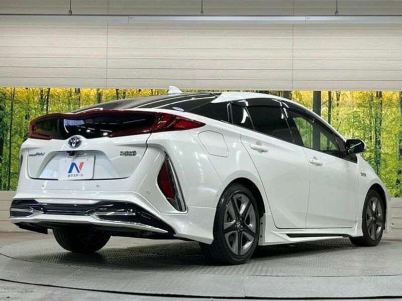 PRIUS PHV