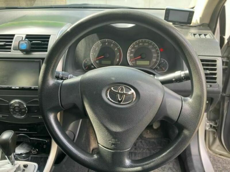 COROLLA FIELDER
