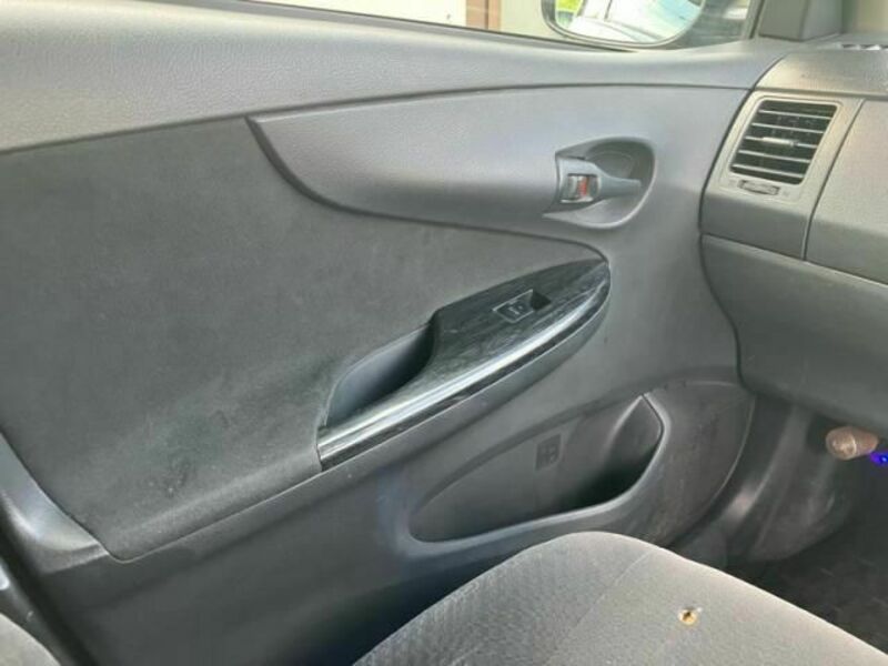 COROLLA FIELDER