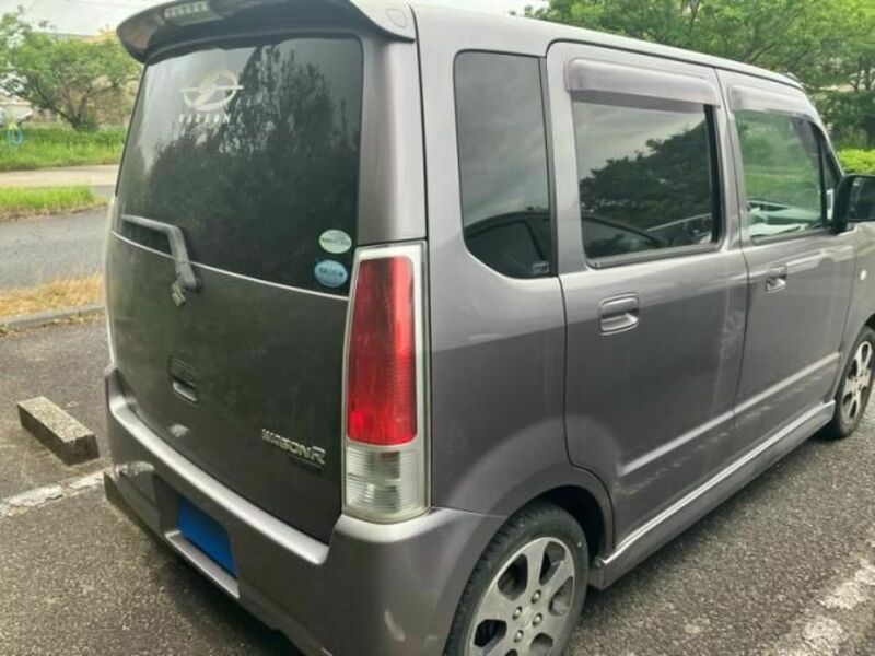 WAGON R