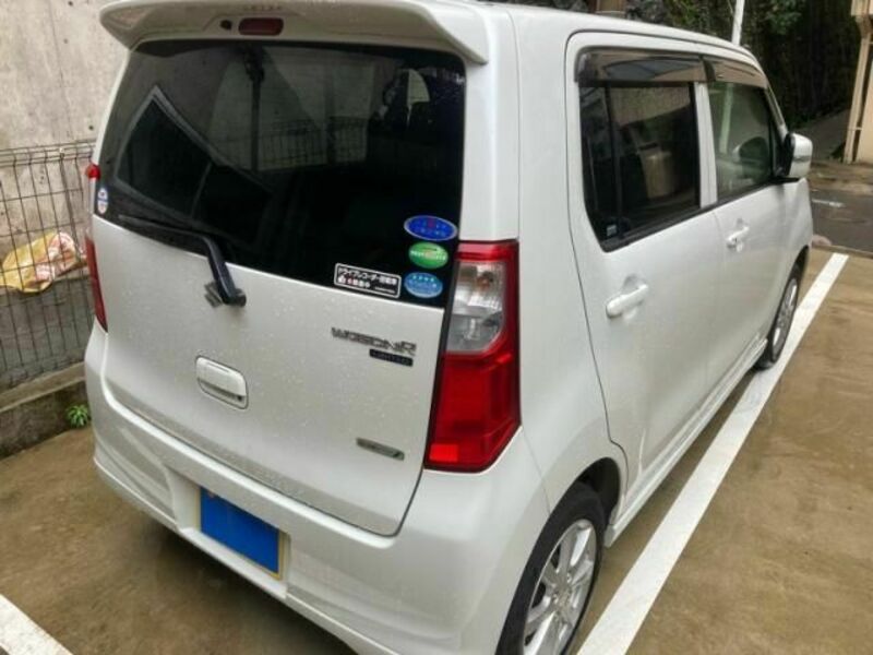 WAGON R