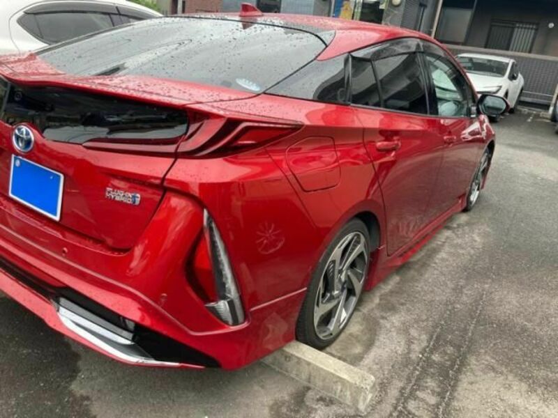 PRIUS PHV