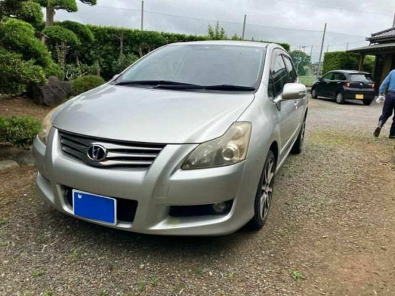 TOYOTA BLADE