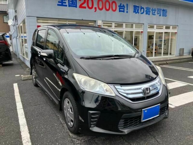 HONDA FREED HYBRID