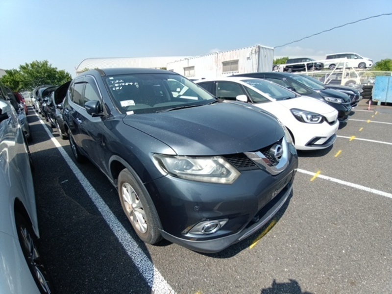 X-TRAIL