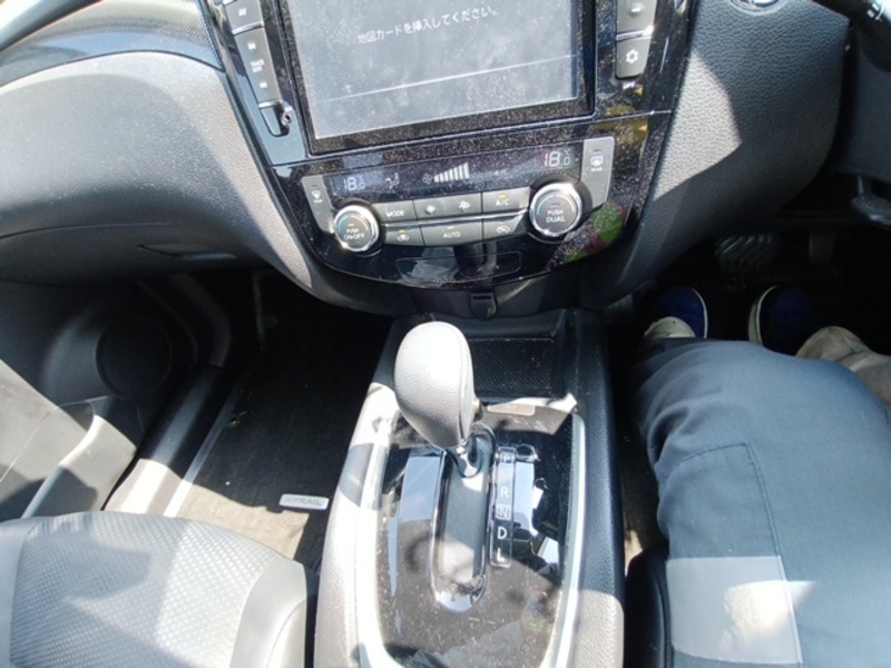 X-TRAIL