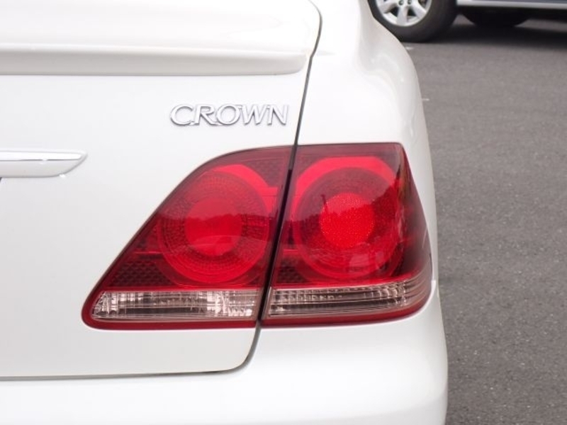 CROWN