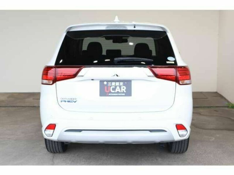 OUTLANDER PHEV
