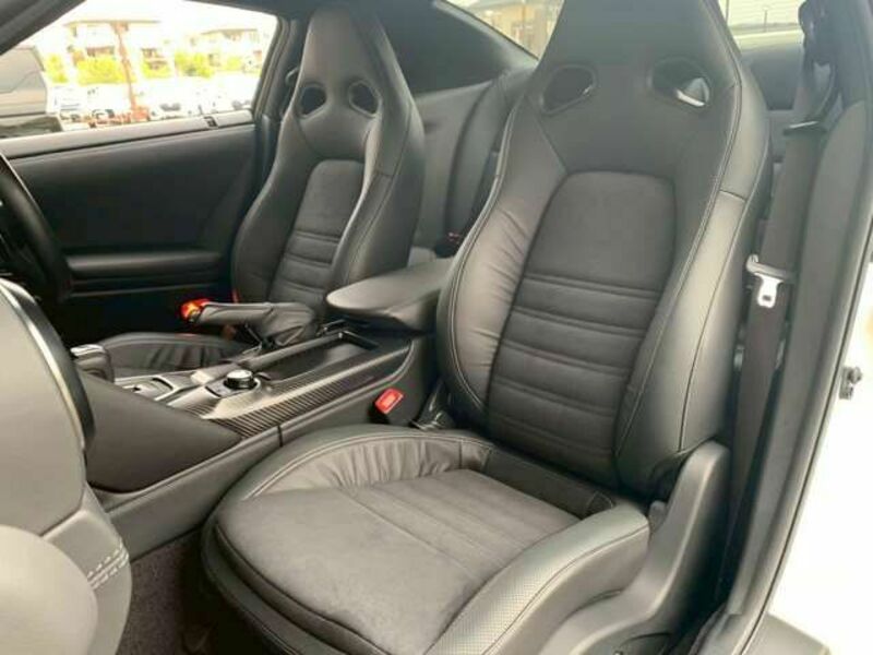 GT-R