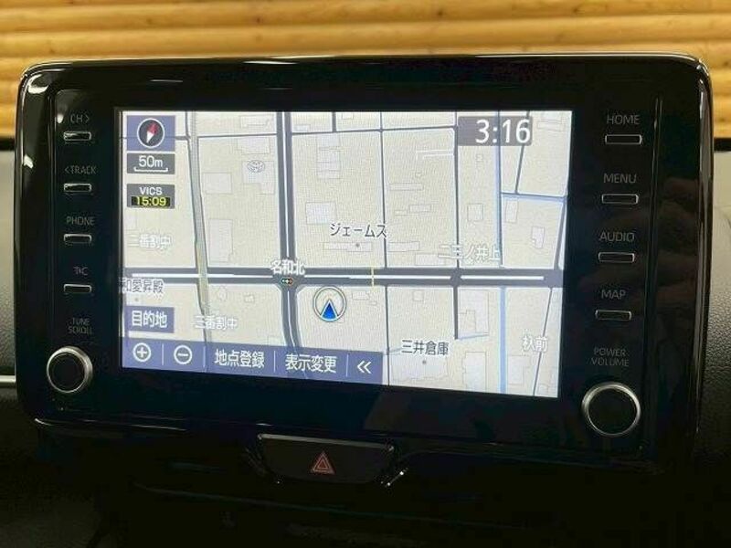 YARIS CROSS