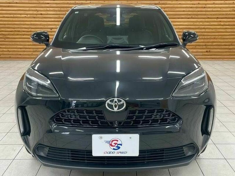 YARIS CROSS