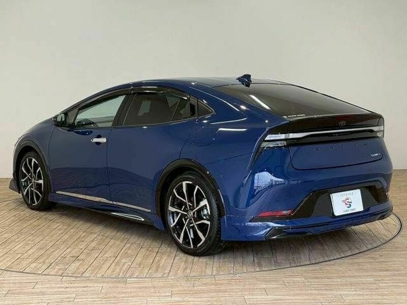 PRIUS PHV