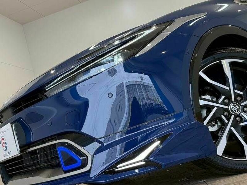 PRIUS PHV