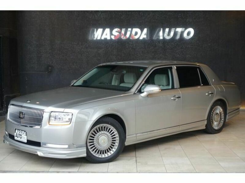 TOYOTA CENTURY