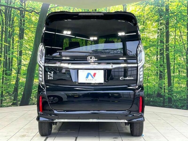 N BOX CUSTOM
