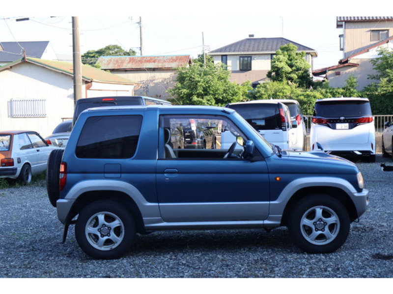 PAJERO MINI