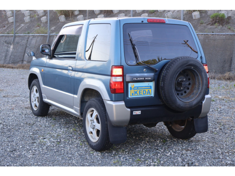PAJERO MINI
