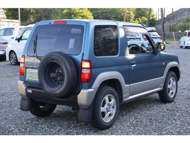PAJERO MINI