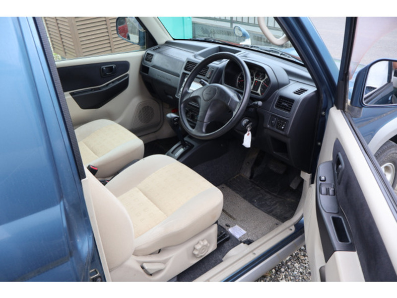 PAJERO MINI