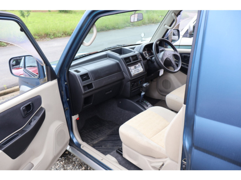 PAJERO MINI