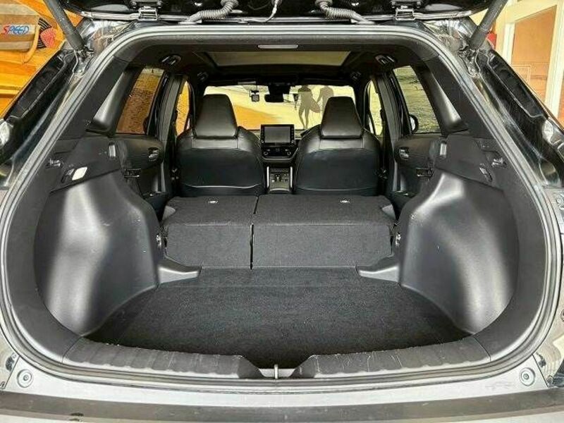 COROLLA CROSS