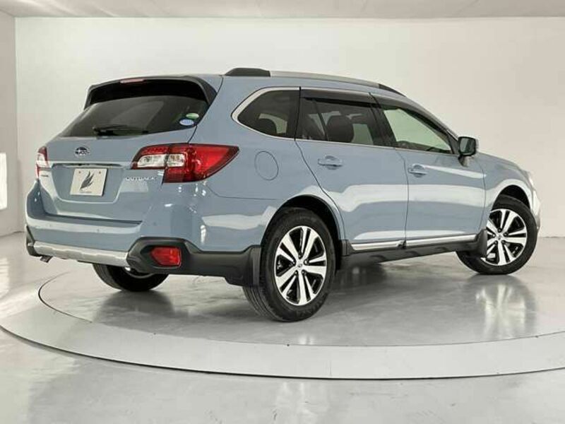 LEGACY OUTBACK