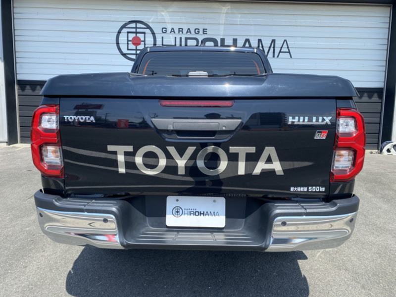 HILUX