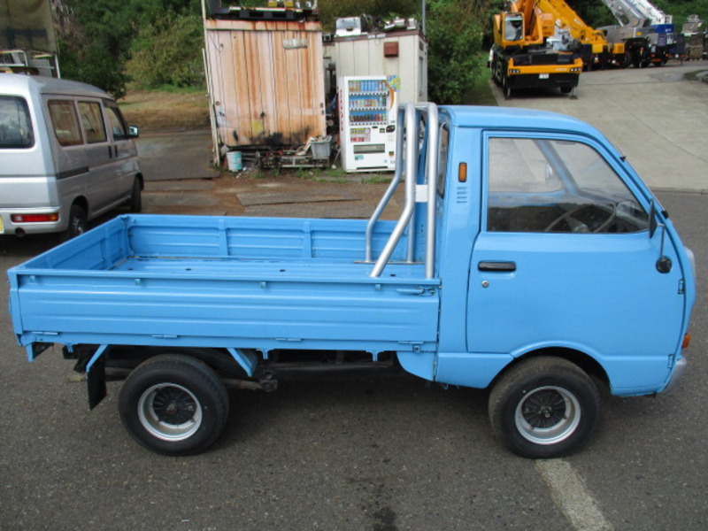 HIJET TRUCK