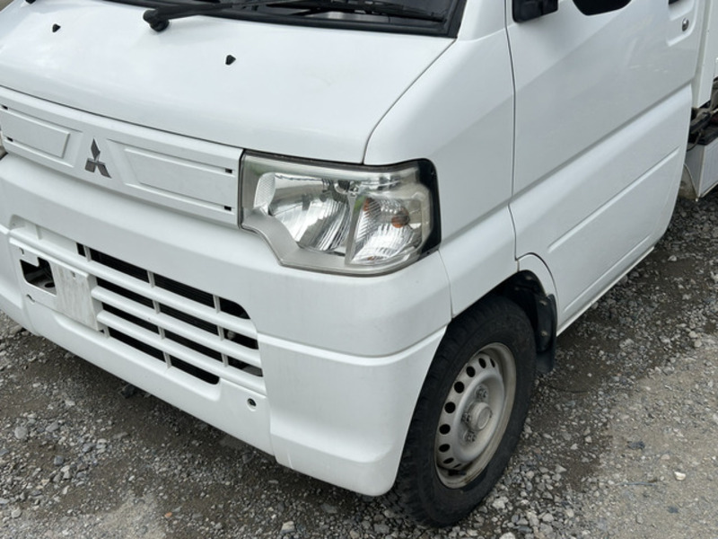 MINICAB TRUCK