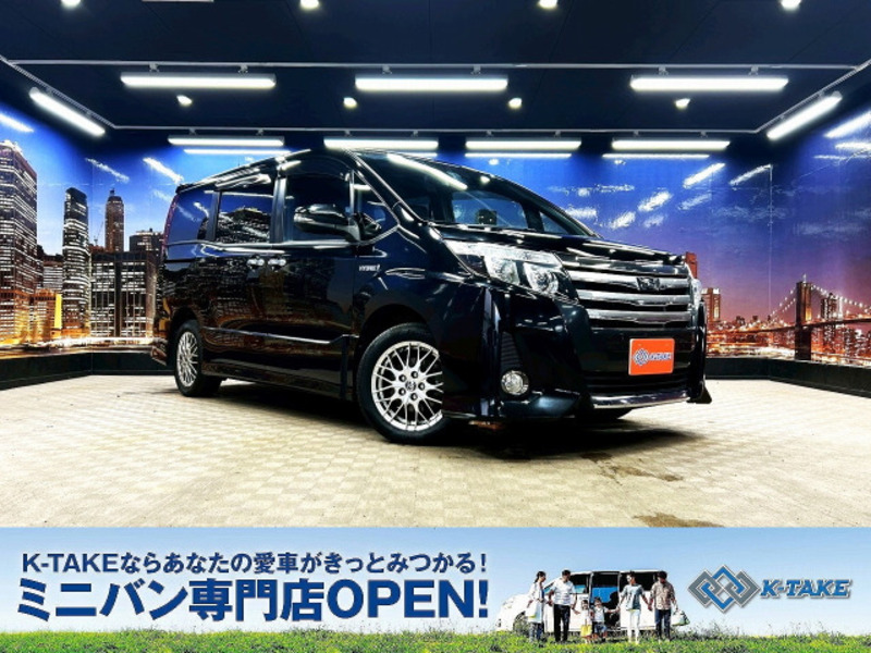 TOYOTA NOAH
