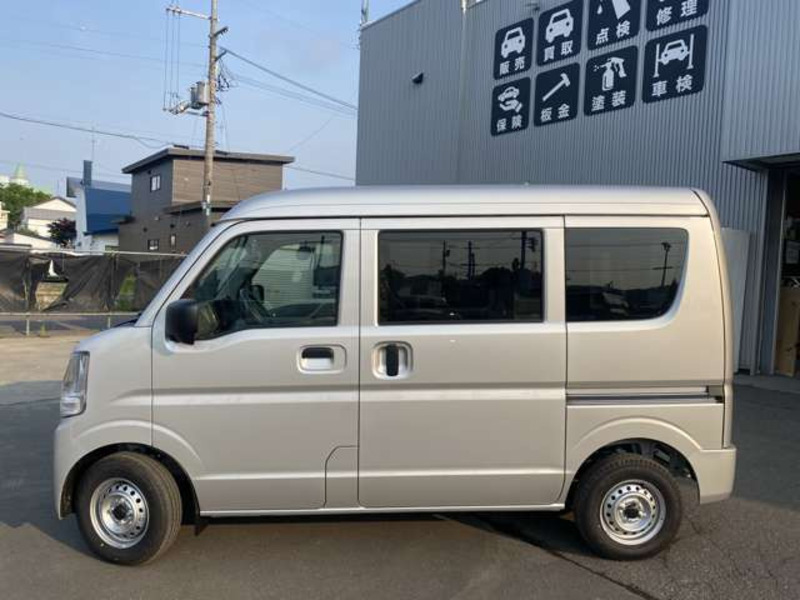 MINICAB VAN
