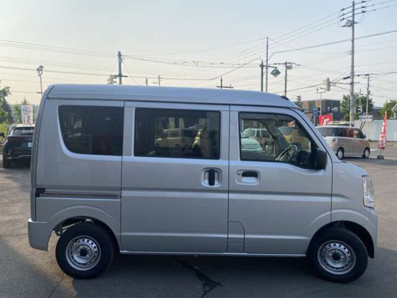 MINICAB VAN