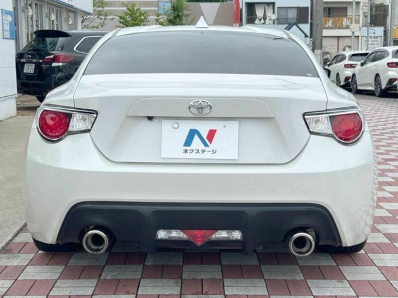 86