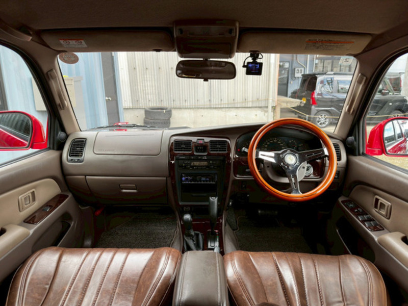 HILUX SURF