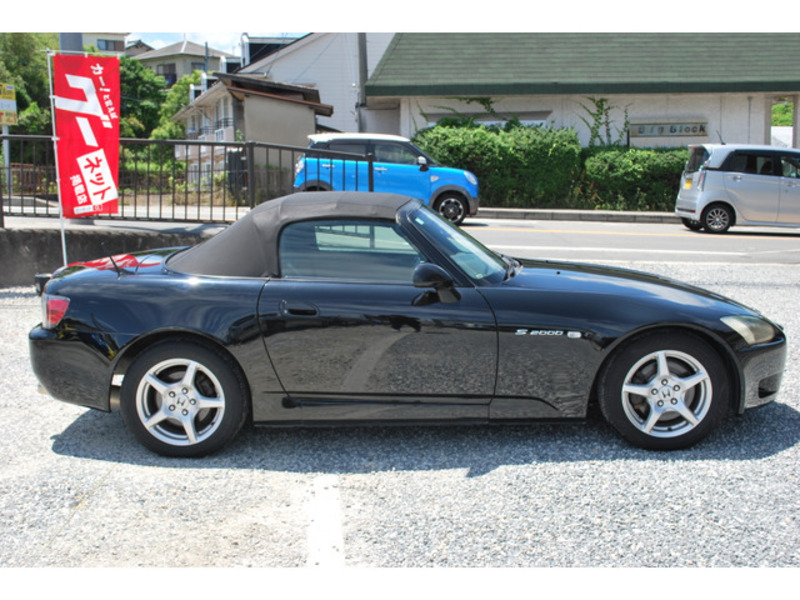 S2000