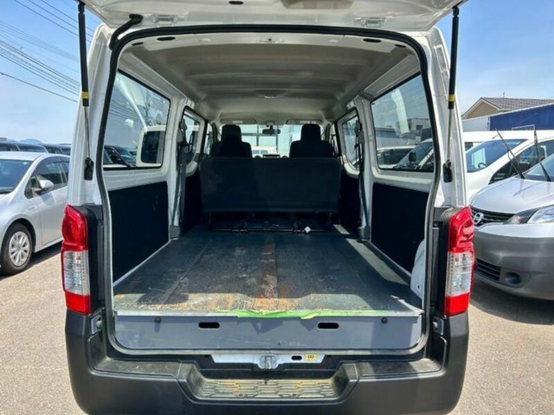 NV350 CARAVAN
