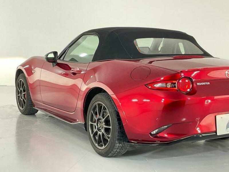 ROADSTER
