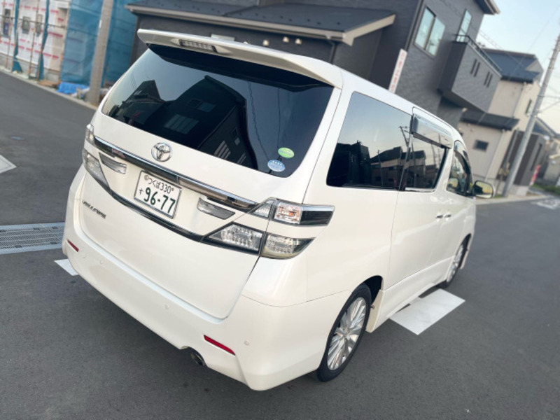 VELLFIRE