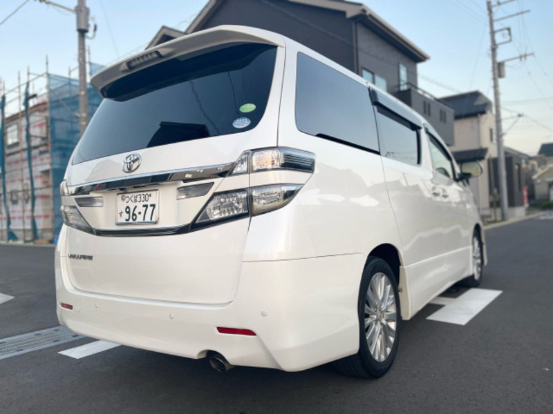 VELLFIRE