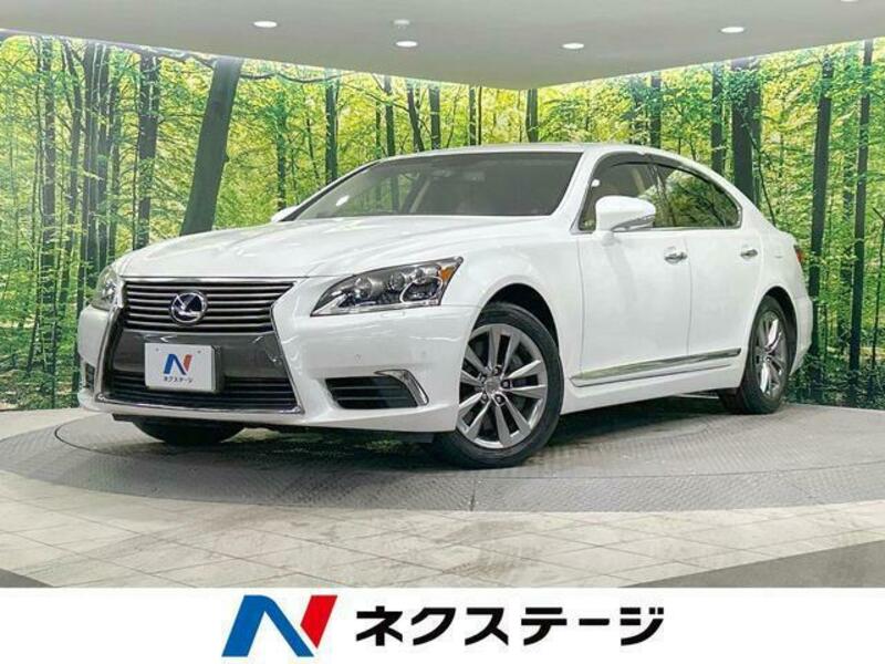 LEXUS LS