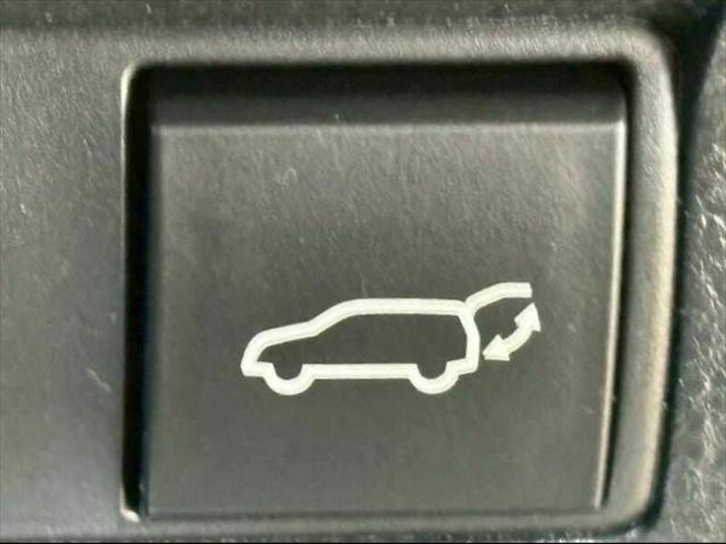 COROLLA CROSS